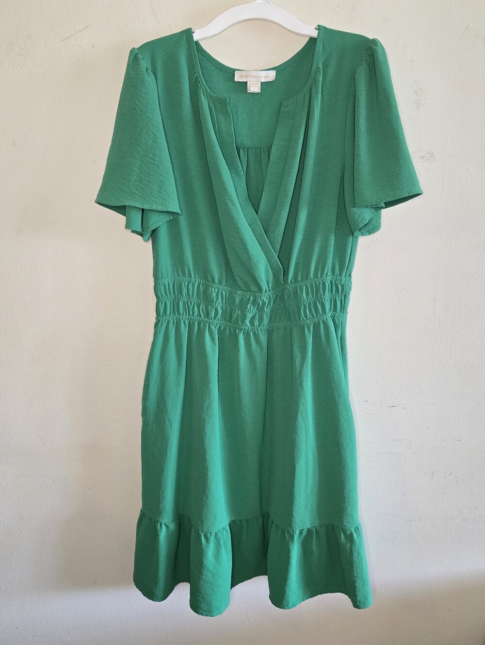 Monteau Los Angeles Women's Large Green Mini Dress Flutter Sleeve Ruffle Hem Day
